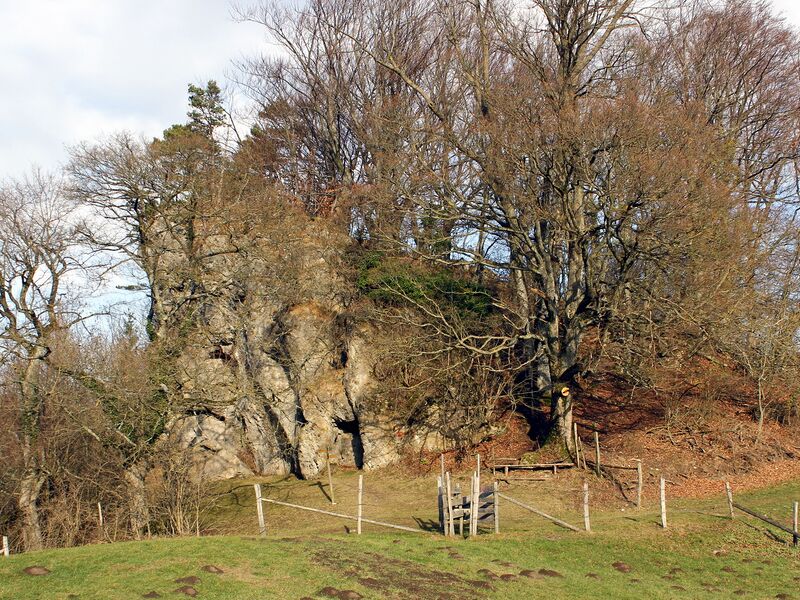 Datei:Marienstein vom Süden - Winter.jpg