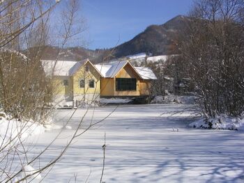 Die Teichbrücke im Winter