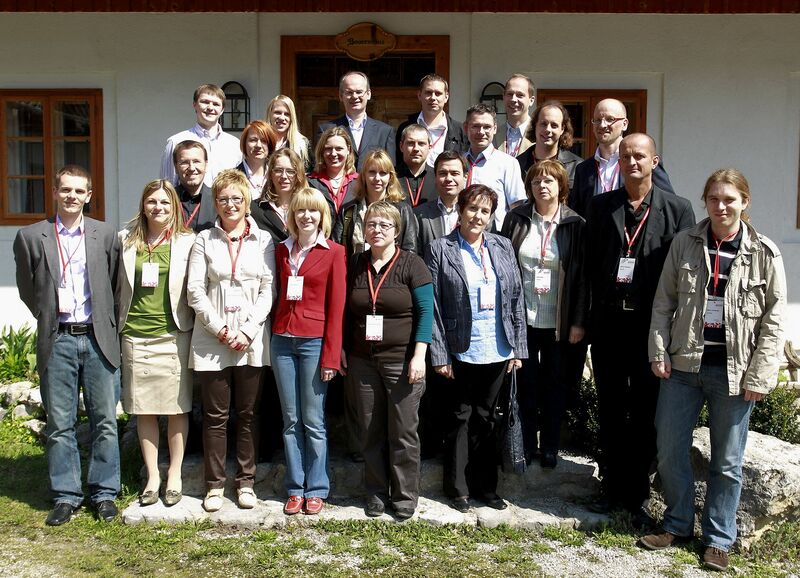 Datei:Gruppenfoto1 Dörfl.jpg