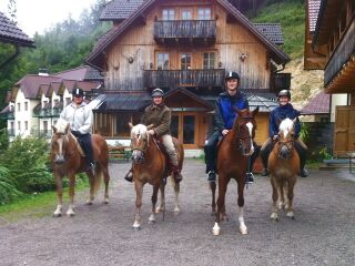 Ausritt ins Steinschaler Dörfl