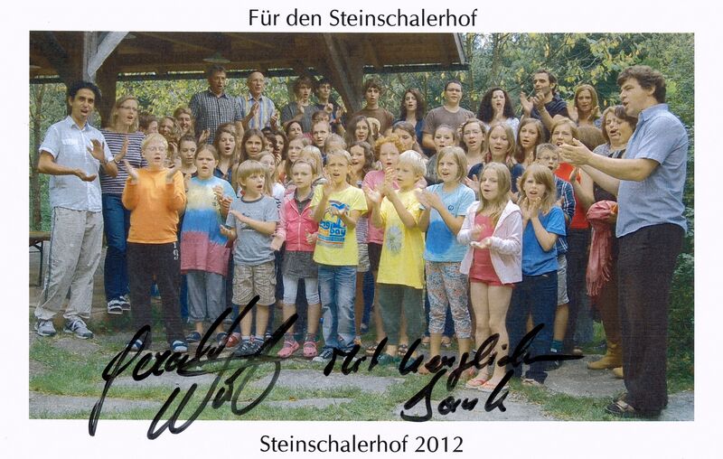 Datei:Wirth Music Academy Gruppe 2012.jpg