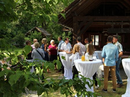 Aperitiv bei der Pfluaghittn