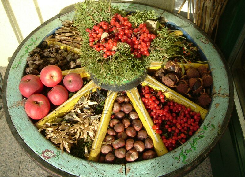 Datei:SH Deko Herbst.JPG