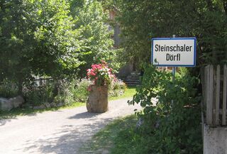 Ortsschild Steinschaler Dörfl
