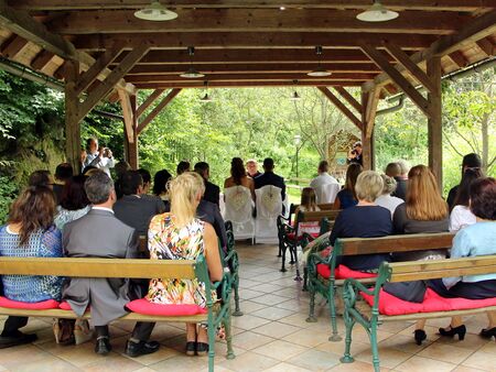 Trauung in dre Kräuterhittn