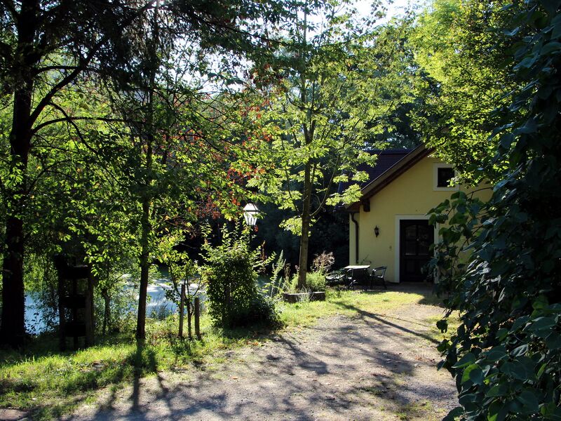 Datei:SG Teichhaus zugang Morgen.jpg