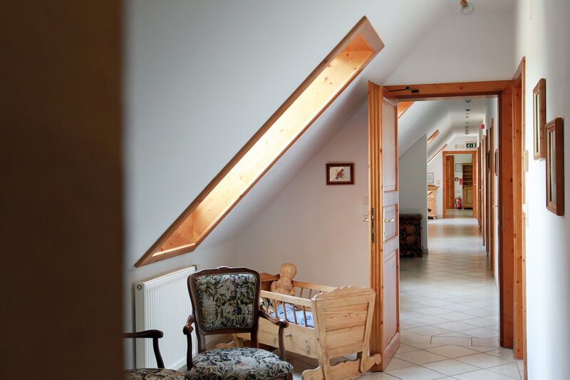 Datei:SH Gang 3 Stock.jpg