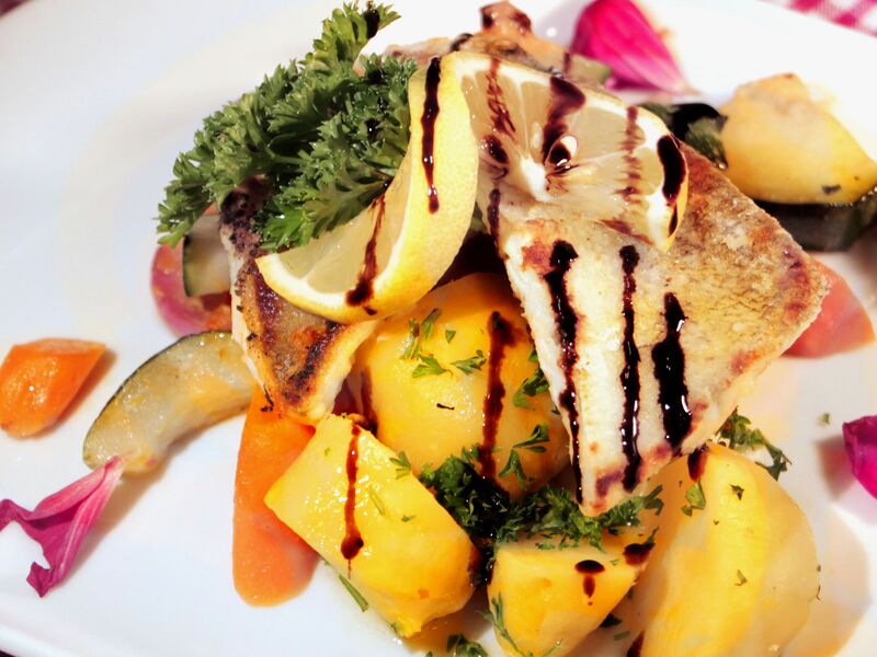 Datei:SK gegr Fisch.JPG