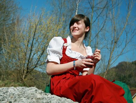 Dirndlprizessin Johanna verkostet Marmelade