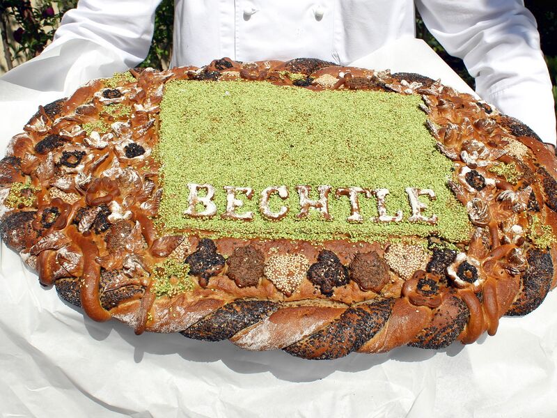 Datei:Bechtle Gebildebrot5.jpg