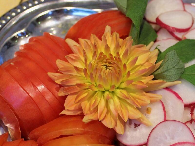 Datei:SH Frühstücksgemüse Deko.jpg