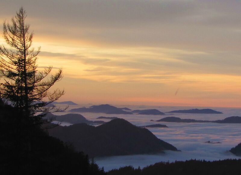 Datei:EST Ötschblick SW Herbst.jpg