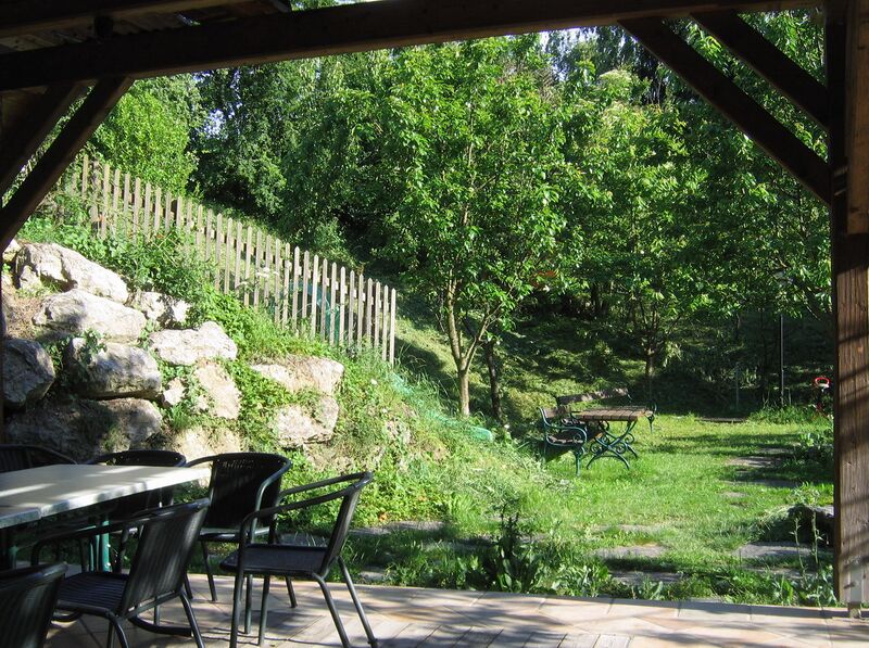 Datei:Blick aus Kräuterhütte.jpg