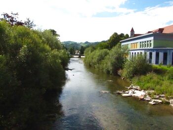 Grünes Kirchberg - die Schulbrücke