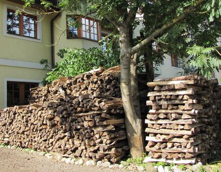 SH - Wärme für Winter-Holz