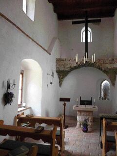 wunderschön restaurierte Kapelle der Weißenburg