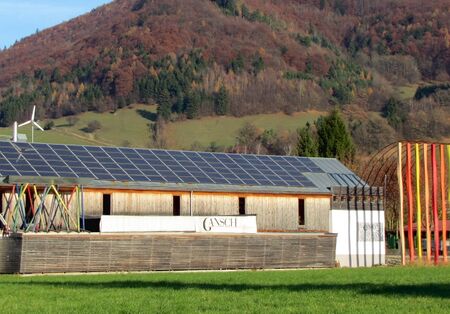 Werkstätte Gansch (Nachbarschaft) mit 20kW Votovoltaik auf Dach