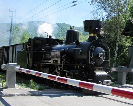 Dampflok MH6 bei km 29,1 in Steinschal