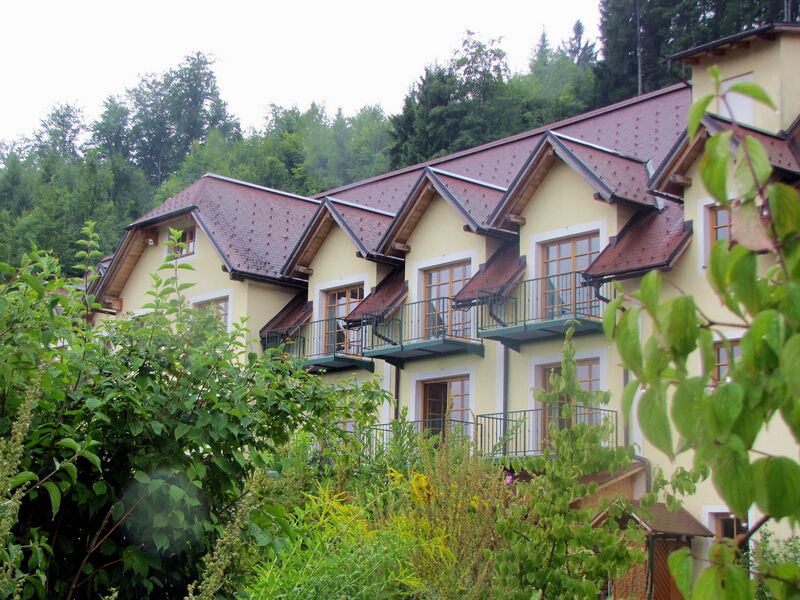 Datei:SD Talblick grün.jpg