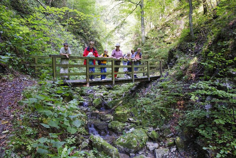 Datei:Wanderung Taubenbach-Klamm.jpg