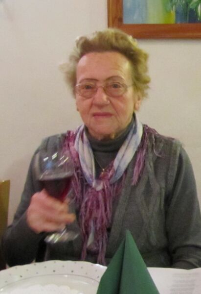 Datei:Oma Herta Glas.jpg