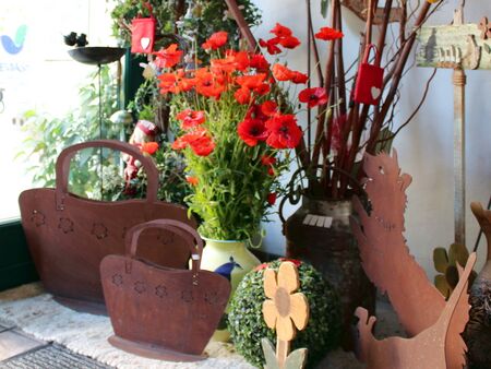 Eingangsdekoi mit Mohnblüten