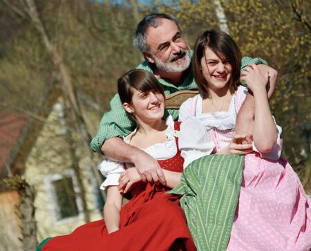 Cila, Hanna und Johann Weiß