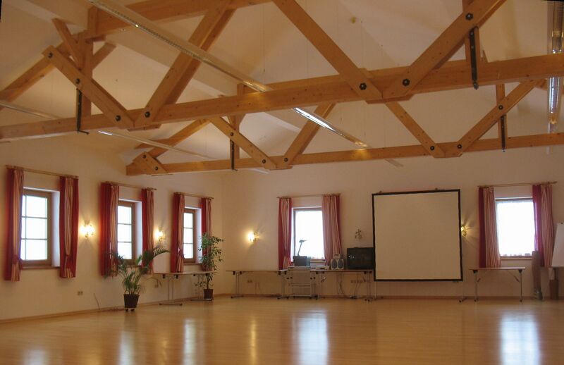 Datei:SR Küffer leer.jpg