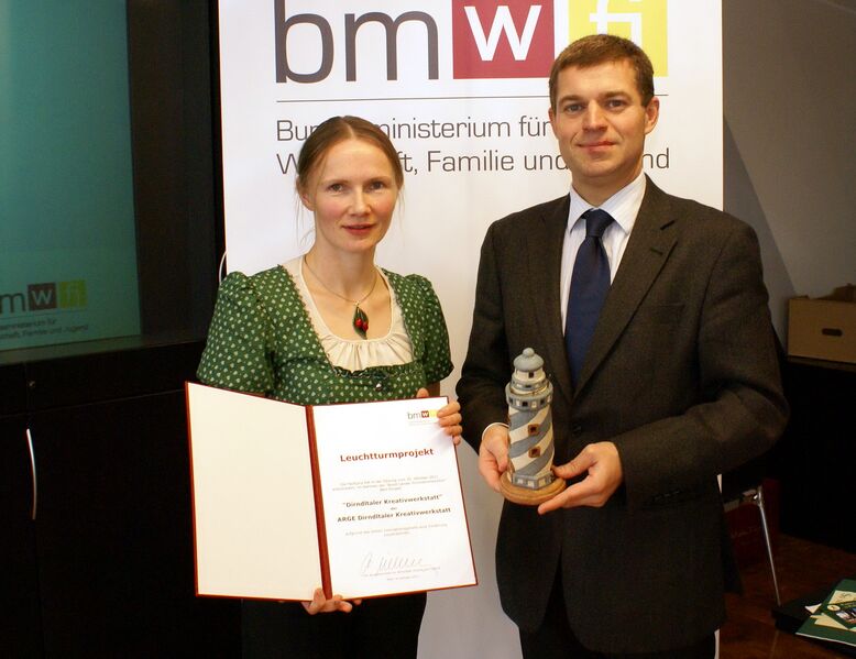 Datei:Leuchturm Petra Neuwirt.jpg