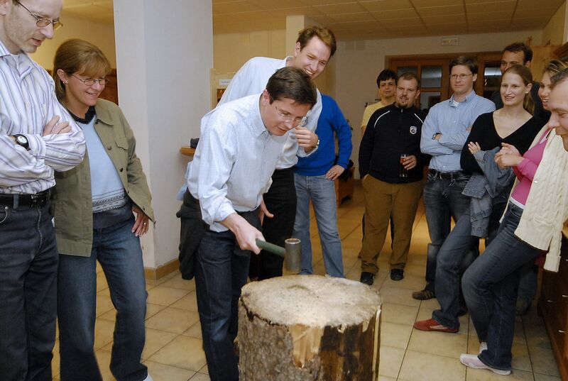 Datei:Nagelstock 01.jpg